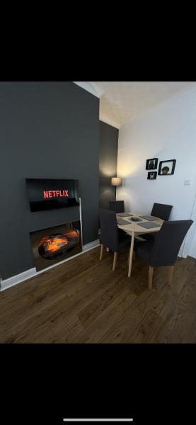 FREE Parking - 5 Beds - Near Hospital